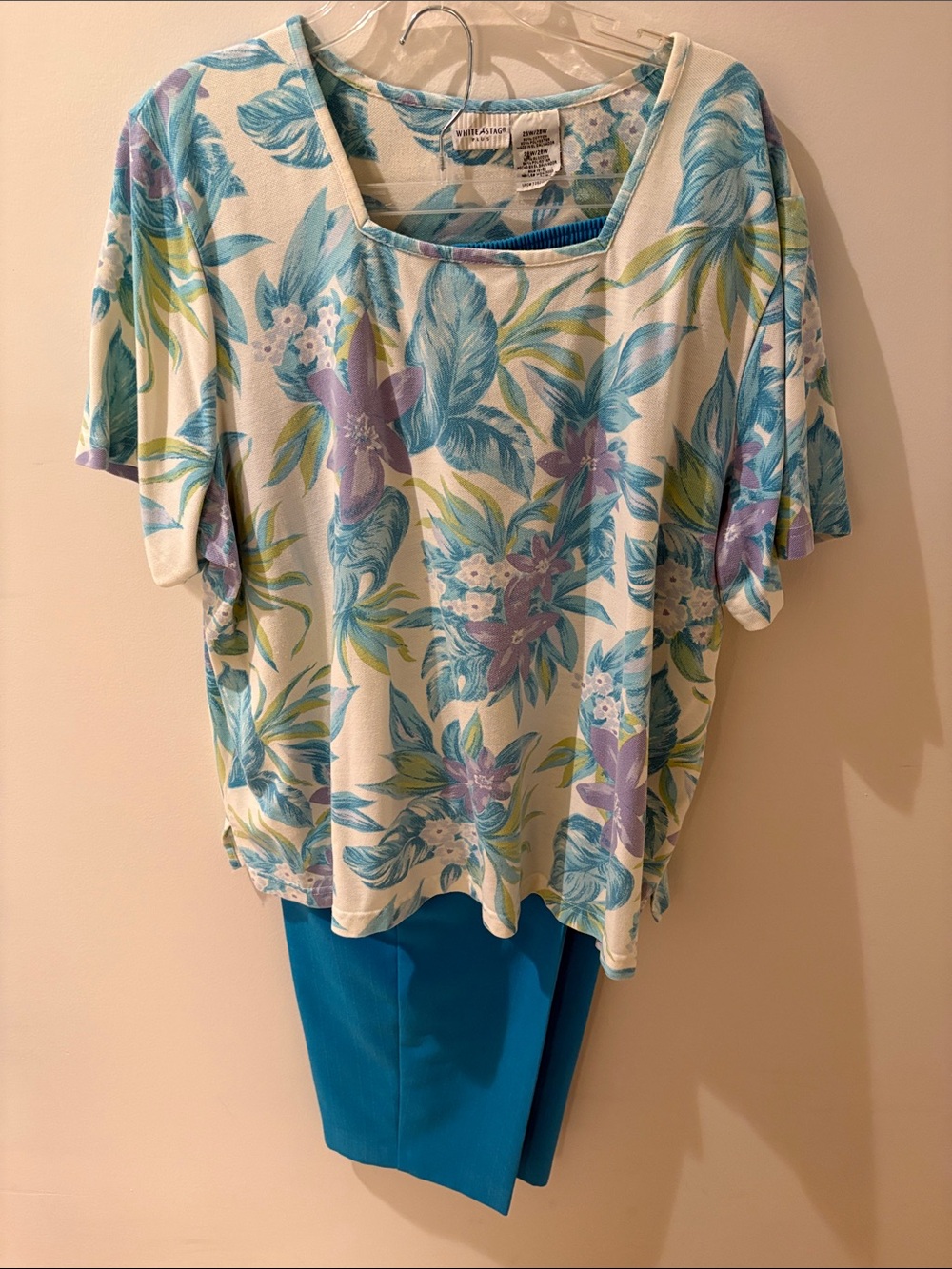 White Stag White Scoop Neck Top with Blue & Lavender Floral Print